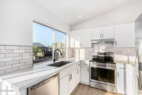 1650 E Darrel Rd, Phoenix, AZ 85042 photo 8