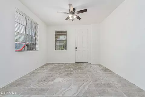 1631 S Desert View Pl, Apache Junction, AZ 85120 photo 2