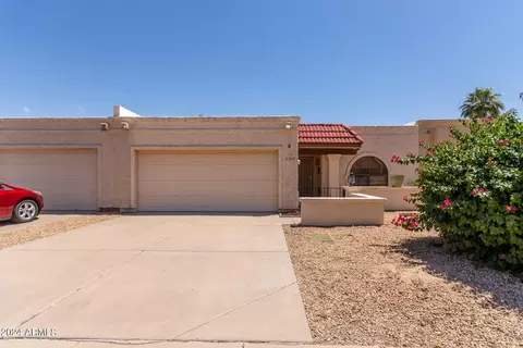 217 W Cardeno Cir, Litchfield Park, AZ 85340