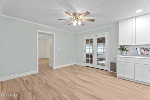 1057 E 6th St, Mesa, AZ 85203 photo 9