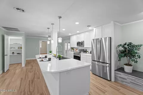 1057 E 6th St, Mesa, AZ 85203 photo 3