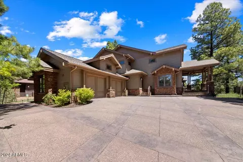 3368 S Clubhouse Cir, Flagstaff, AZ 86005