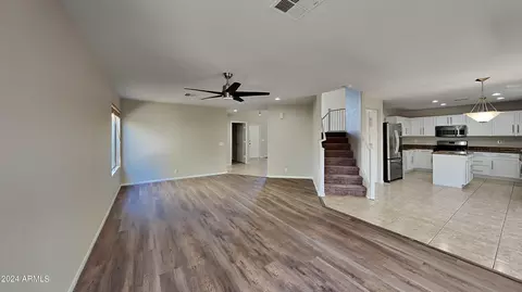2911 E Glenhaven Dr, Phoenix, AZ 85048 photo 3