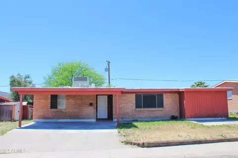 437 W Hartford Rd, Kearny, AZ 85137