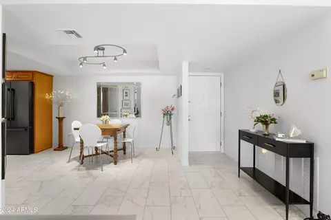 4200 N Miller Rd #121, Scottsdale, AZ 85251