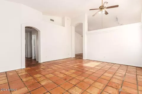 1921 E Fellars Dr, Phoenix, AZ 85022 photo 7