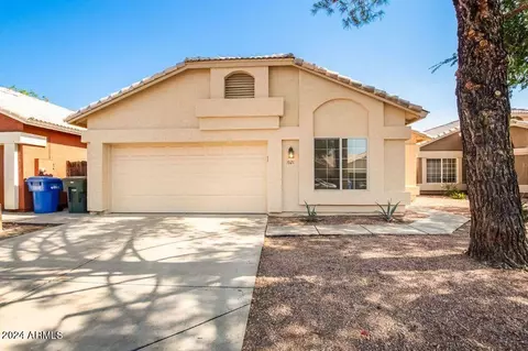 1921 E Fellars Dr, Phoenix, AZ 85022 photo 2