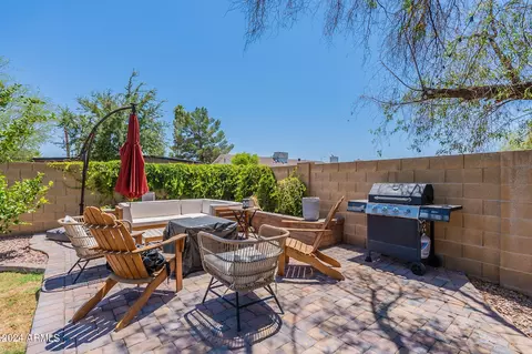 1917 E Cairo Dr, Tempe, AZ 85282 photo 15