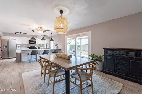 1917 E Cairo Dr, Tempe, AZ 85282 photo 8