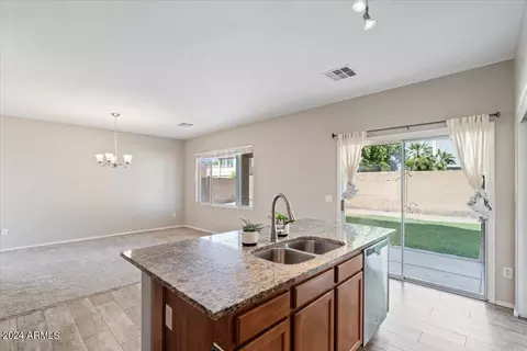 1712 S Pico Ct, Gilbert, AZ 85295 photo 14