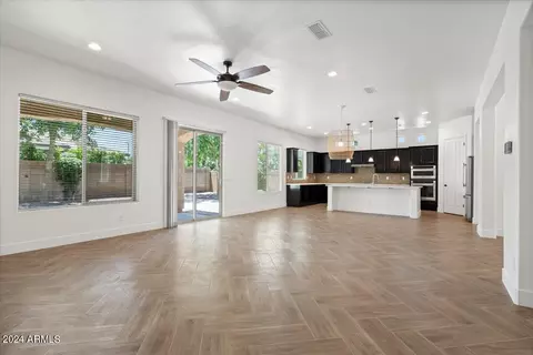 851 E Hampton Ln, Gilbert, AZ 85295 photo 8