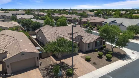 851 E Hampton Ln, Gilbert, AZ 85295 photo 34