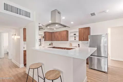 2214 E Roma Ave, Phoenix, AZ 85016 photo 12