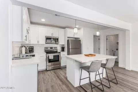 9433 N 4th Ave, Phoenix, AZ 85021 photo 5
