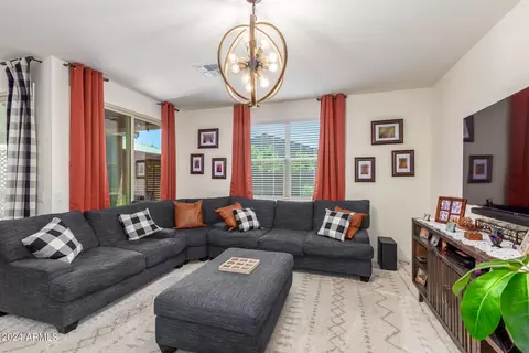 14345 W Voltaire St, Surprise, AZ 85379 photo 5