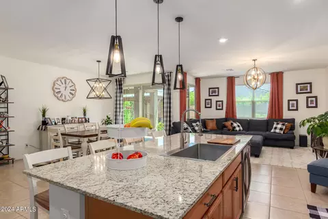 14345 W Voltaire St, Surprise, AZ 85379 photo 10
