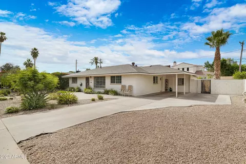 3935 E Whitton Ave, Phoenix, AZ 85018 photo 4