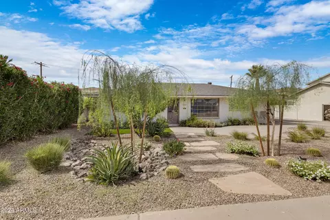 3935 E Whitton Ave, Phoenix, AZ 85018 photo 2