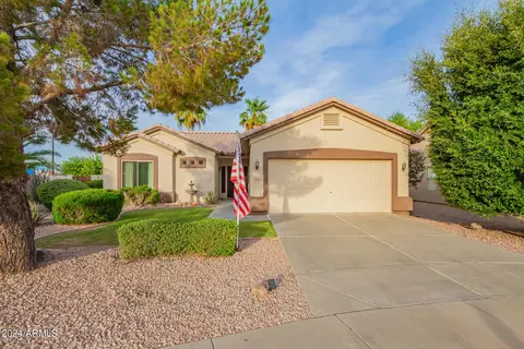6041 S Crosscreek Ct, Chandler, AZ 85249