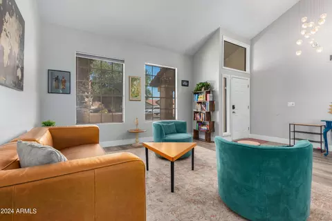 452 E Lilac Dr, Tempe, AZ 85288 photo 4
