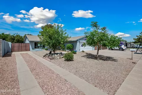 2532 E Aster Dr, Phoenix, AZ 85032 photo 9