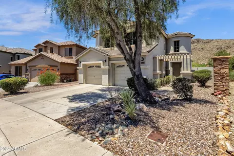 3030 W Silver Fox Way, Phoenix, AZ 85045