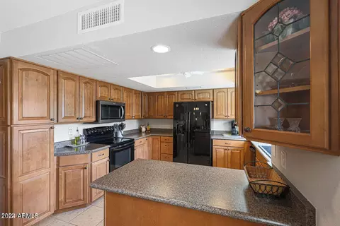2465 W Crocus Dr, Phoenix, AZ 85023 photo 10