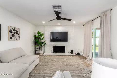 2122 E La Donna Dr, Tempe, AZ 85283 photo 16