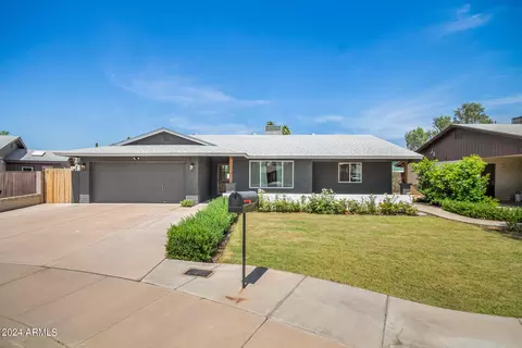 2122 E La Donna Dr, Tempe, AZ 85283 photo 2