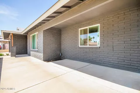 2122 E La Donna Dr, Tempe, AZ 85283 photo 9