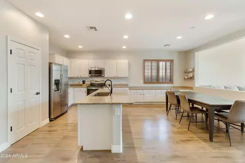 3706 E Jaguar Ave, Gilbert, AZ 85298 photo 9