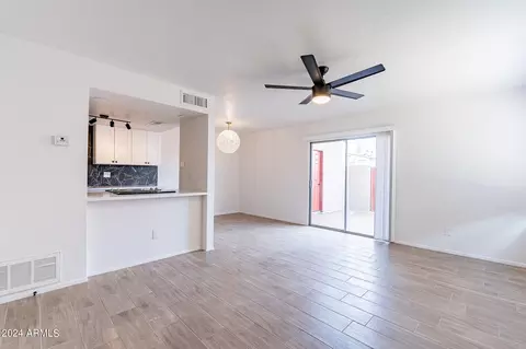 5036 N 40th Ave, Phoenix, AZ 85019