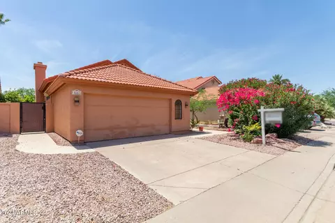 4143 E Cholla Canyon Dr, Phoenix, AZ 85044 photo 3