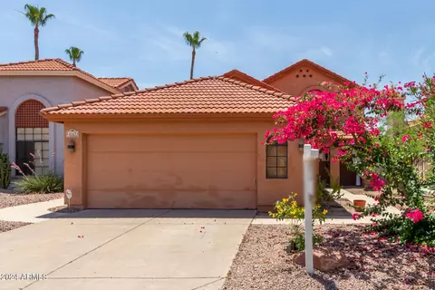 4143 E Cholla Canyon Dr, Phoenix, AZ 85044 photo 2