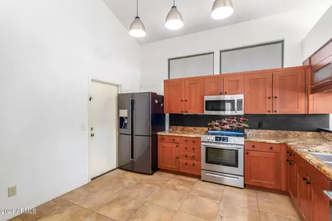 4143 E Cholla Canyon Dr, Phoenix, AZ 85044 photo 10