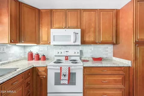 2481 W Broadway Ave #85, Apache Junction, AZ 85120 photo 11
