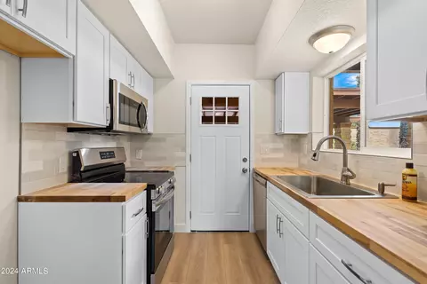 1816 E Iowa St, Tucson, AZ 85706
