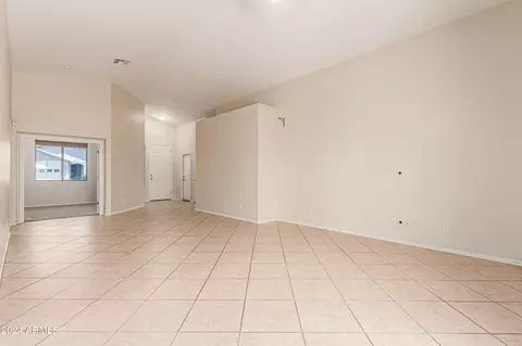 6641 E Roland St, Mesa, AZ 85215 photo 7
