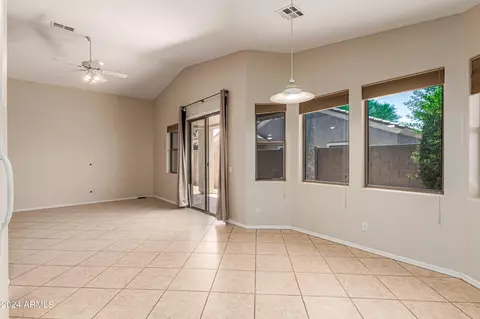 6641 E Roland St, Mesa, AZ 85215 photo 9