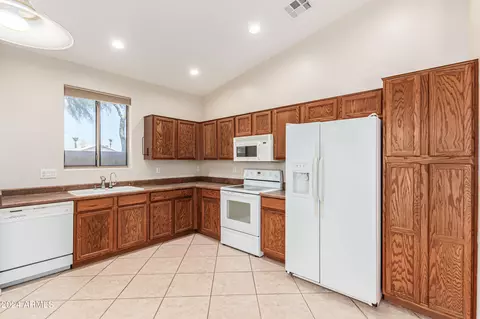 6641 E Roland St, Mesa, AZ 85215 photo 13