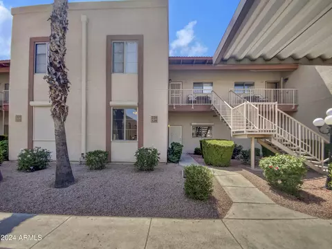 205 N 74th St #120, Mesa, AZ 85207