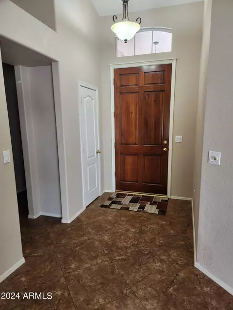 6839 W Donald Dr, Glendale, AZ 85310