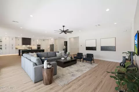 4202 E Windsor Ave, Phoenix, AZ 85008 photo 8