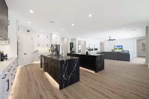 4202 E Windsor Ave, Phoenix, AZ 85008 photo 12