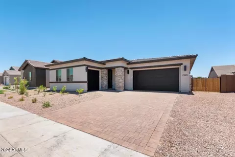 2861 E Flintlock Dr, Queen Creek, AZ 85142