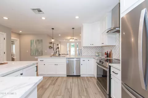3519 E Piccadilly Rd, Phoenix, AZ 85018 photo 15