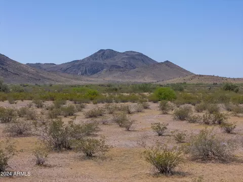 413 W Nn W Palm Ln #-, Tonopah, AZ 85354