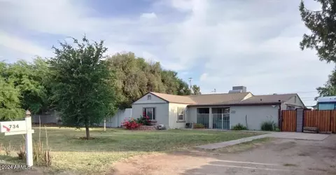 734 W Pima Ave, Coolidge, AZ 85128 photo 2