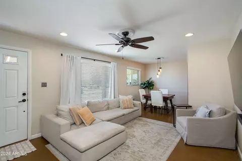 506 E Butler Dr, Phoenix, AZ 85020 photo 4