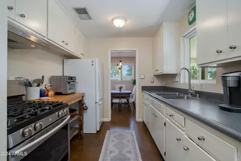 506 E Butler Dr, Phoenix, AZ 85020 photo 11